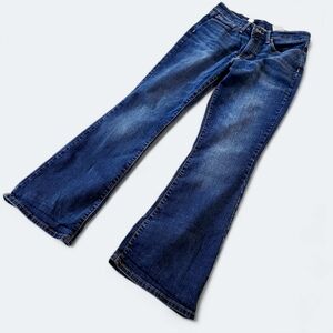 Signature by Levi's bootcut size 10 short